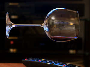 Levitacija pred televizorom - &copy; Janko Belaj